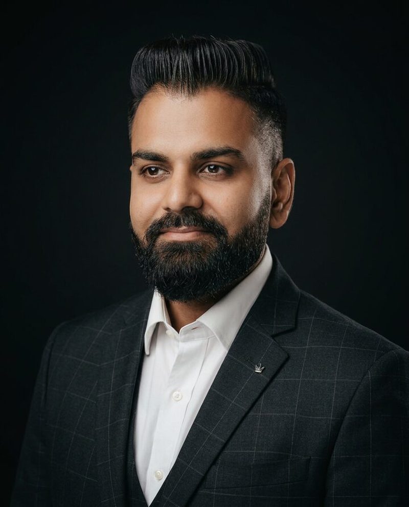 CA Mayur Mehta, Real Estate Wealth Creator · 4-Figure Crores · Zero Debt